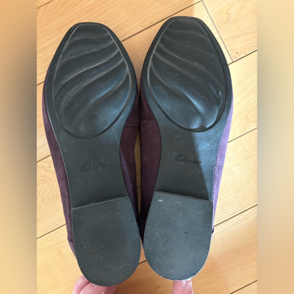 Clarks Artisan Plum Suede Loafers - Picture 3 of 5